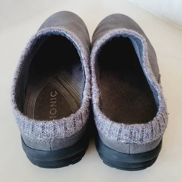 Vionic Arbor Water Resistant Suede Clog Womens Size - Picture 3 of 15